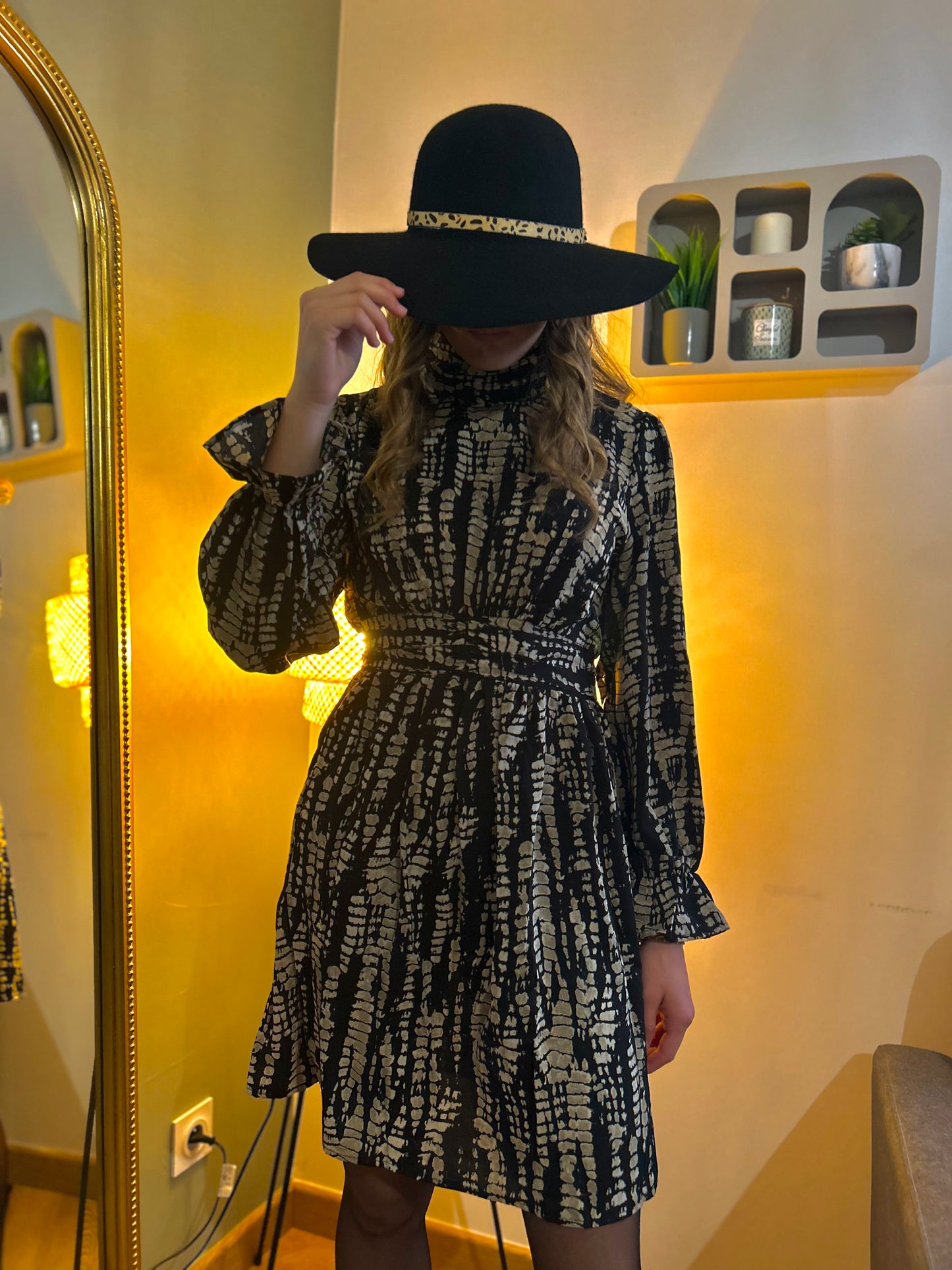 Robe  noir dorée Maureen