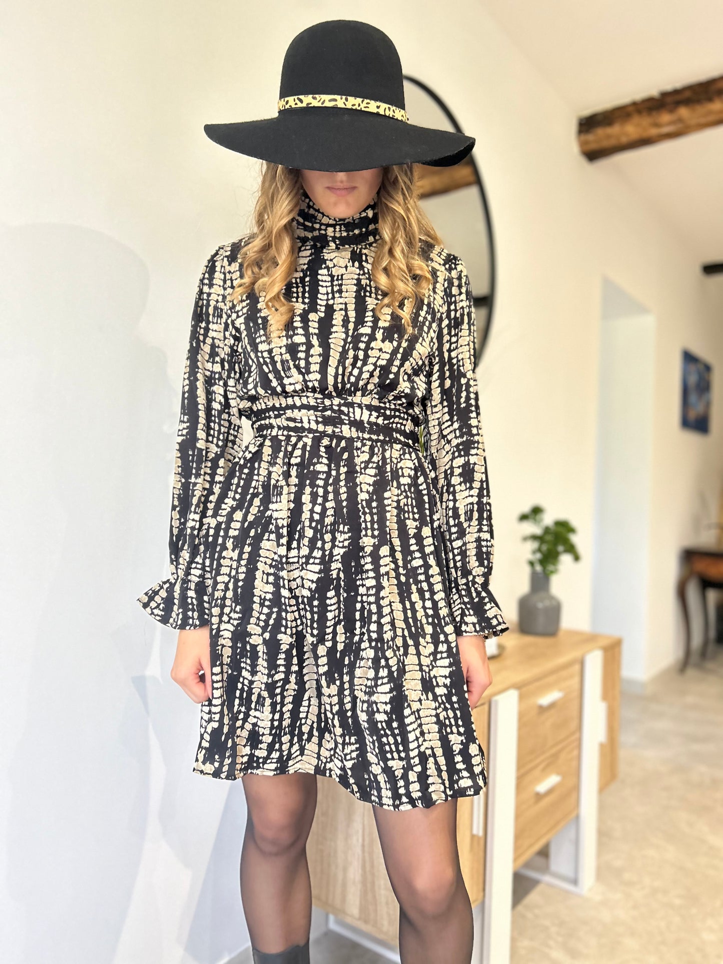 Robe  noir dorée Maureen