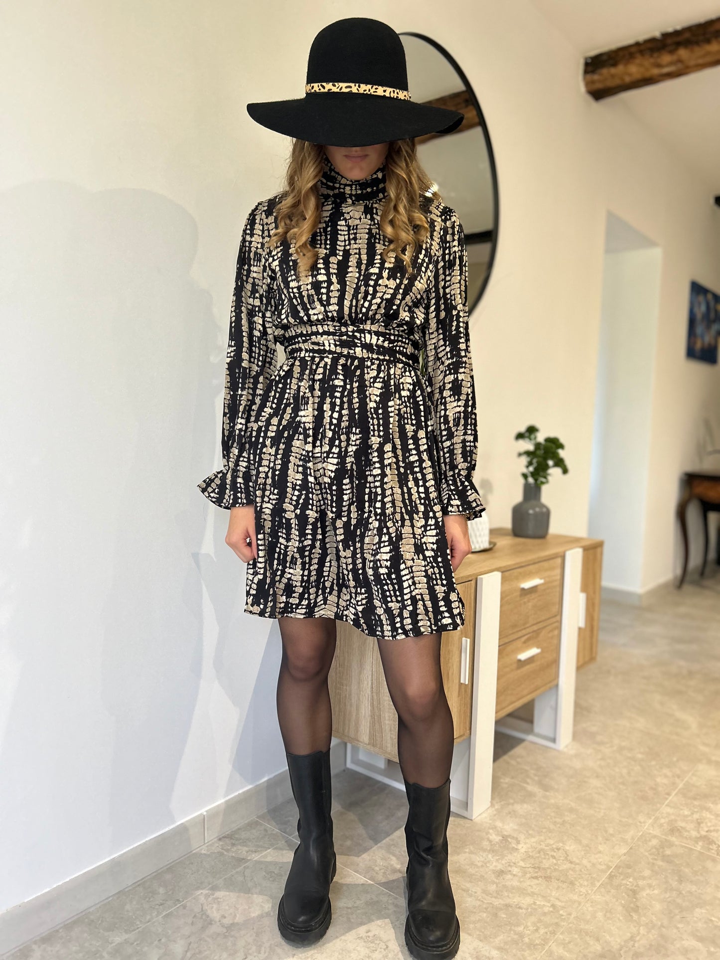 Robe  noir dorée Maureen